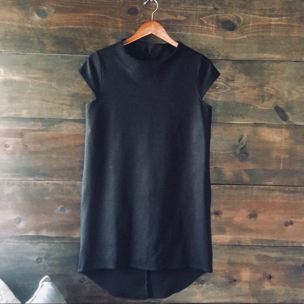 Black cap sleeve dress